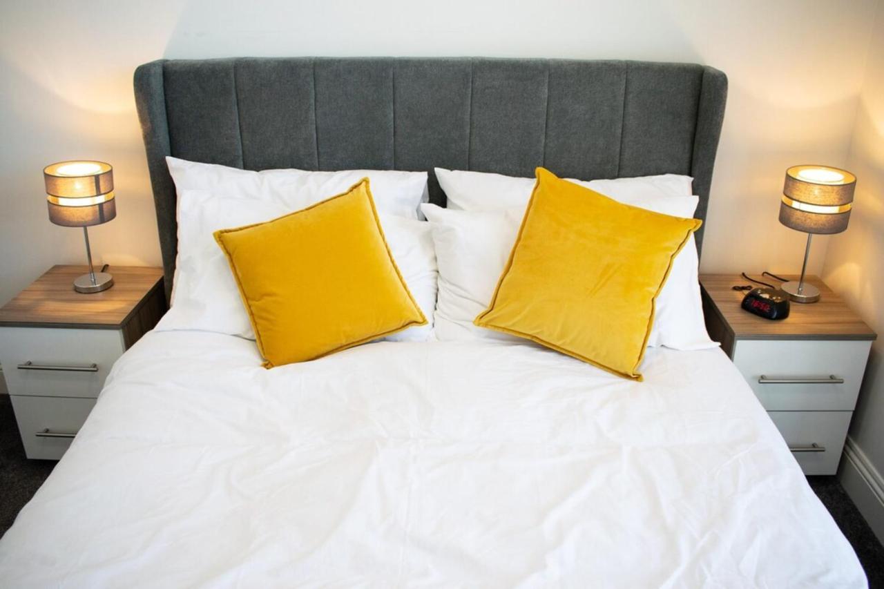 Beautifully Renovated Apartment -Central 에든버러 외부 사진