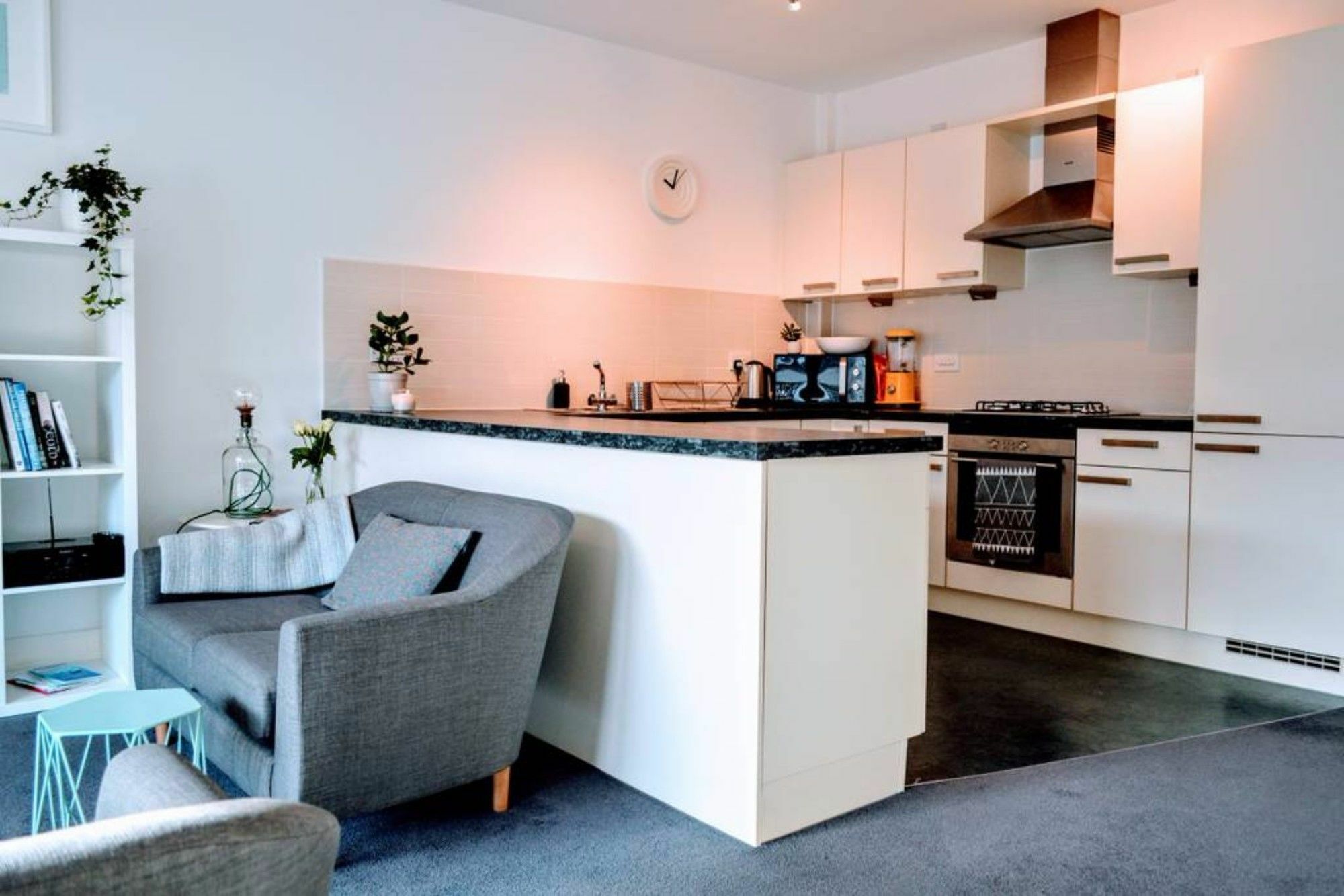 Beautifully Renovated Apartment -Central 에든버러 외부 사진